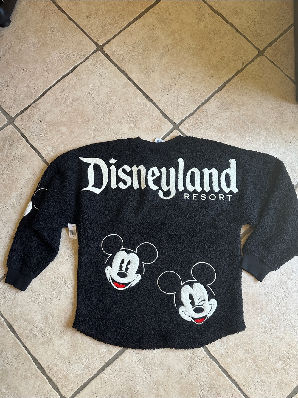 Disneyland Black Sherpa Mickey Fleece Spirit jersey size M NWT - Picture 5 of 8